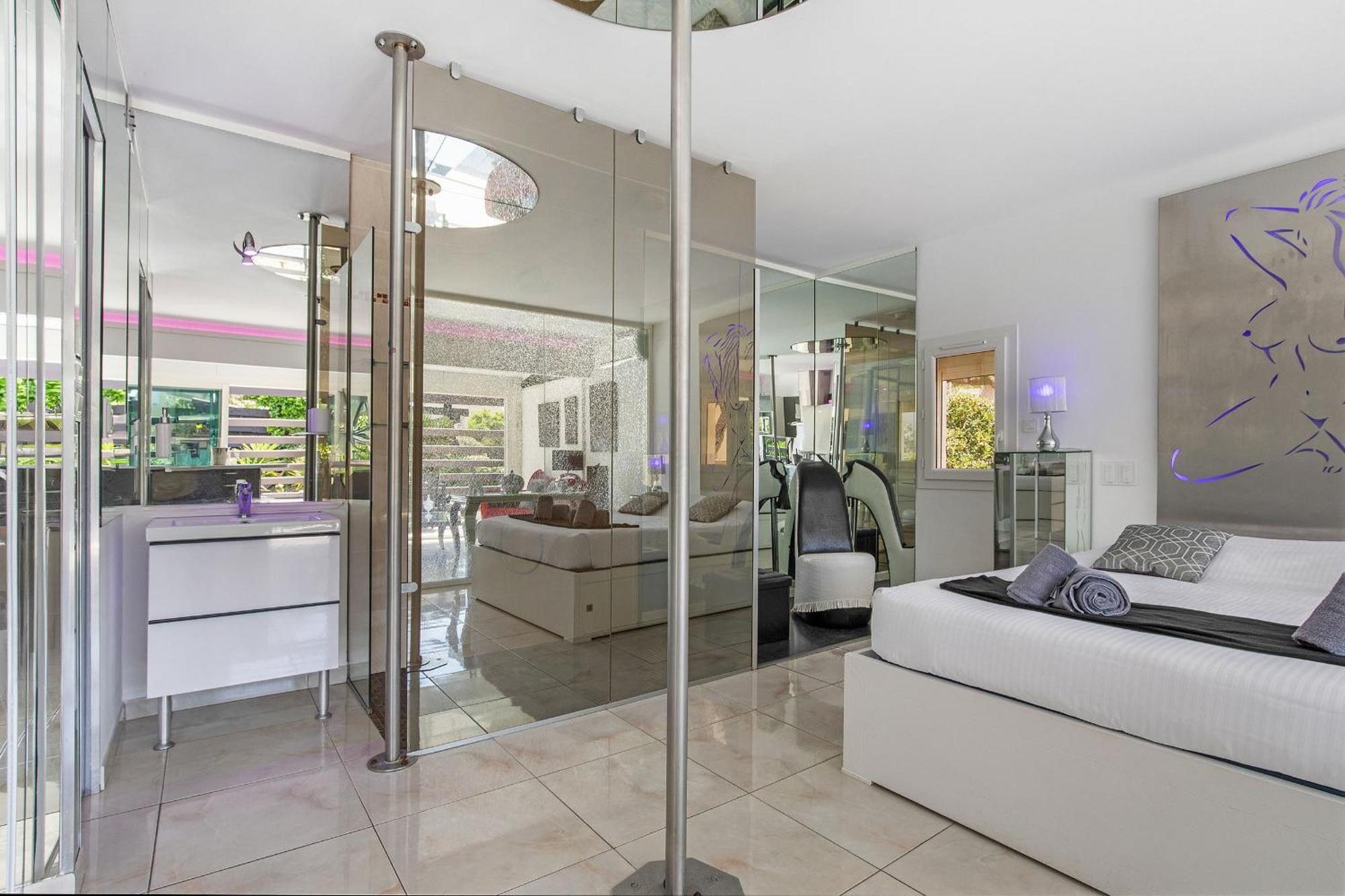 Village Naturiste R4N - La Villa Shimmer Luxe Agde Bagian luar foto